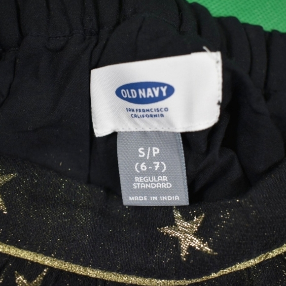 Two Girl's Old Navy Skirts (S6-7) - Picture 4 of 9